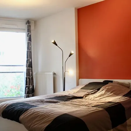 Appartamento Apt With Terrace At The Foot Of Buttes-chaumont